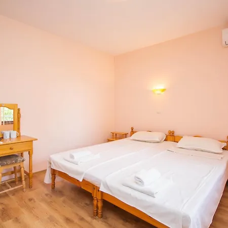 Апартаменты Tuna Свети-Влас