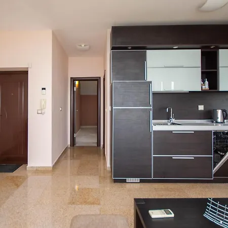 Апартаменты Tuna Свети-Влас