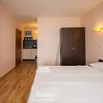 Tuna Apartment *