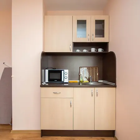 Apartment Tuna